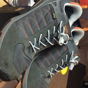 Asolo hiking Goretex with lace lockers